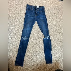 ripped jeans Hollister